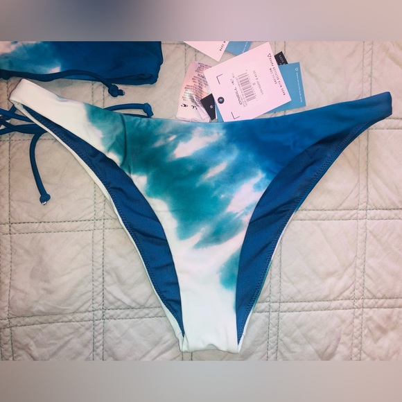 O’Neill bikini - Picture 8 of 15